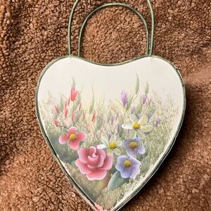 Heart-Shaped Floral Metal wall hanging basket or planter